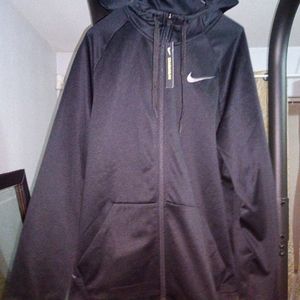 Nike therma dri fit